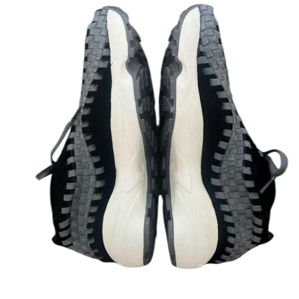 Nike below 40 add